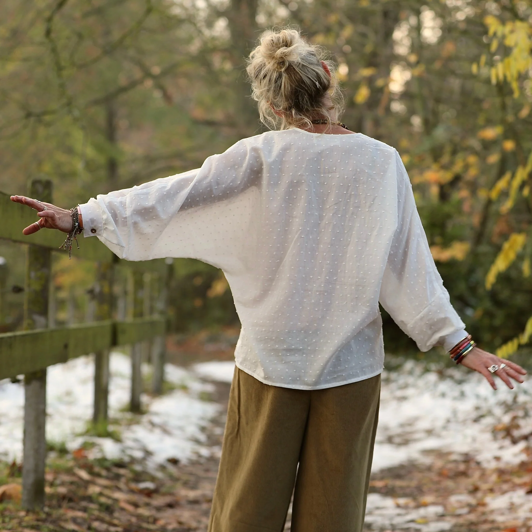 Blouse  Mina – Voile de coton blanc plumetis - Image 5