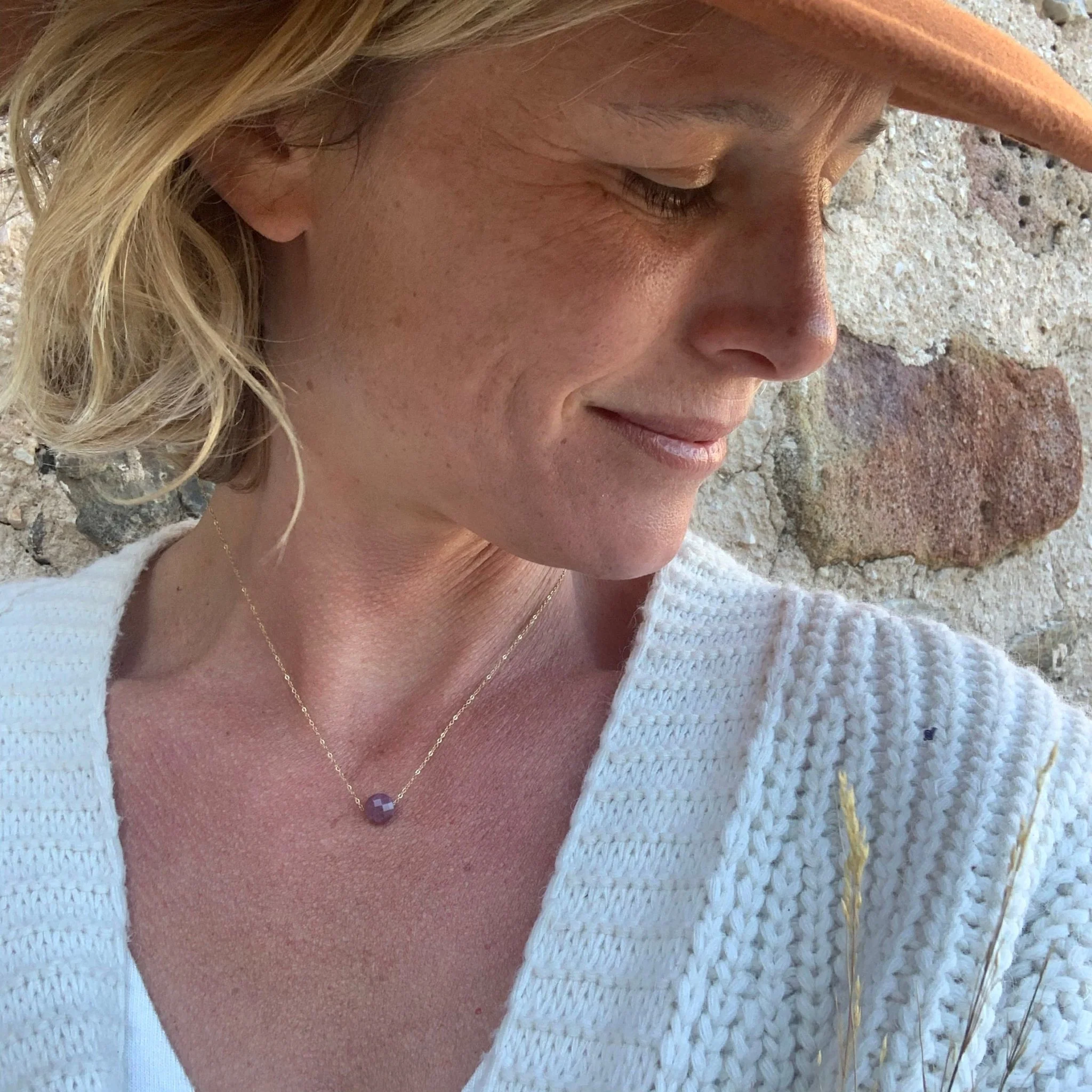 Collier court Baya - Pierre rhodonite - Image 3