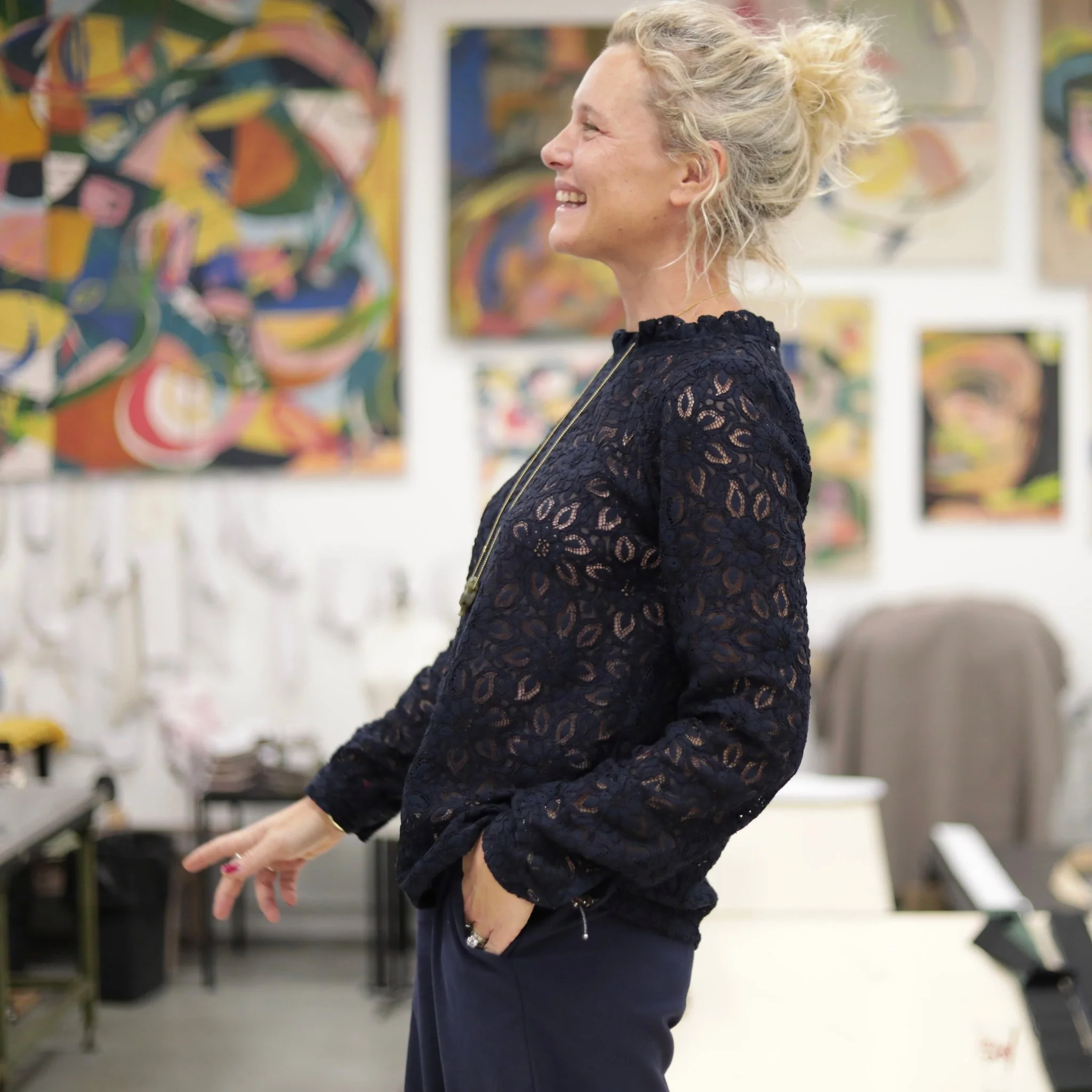 Blouse  Fantine - Dentelle bleu marine - Image 8