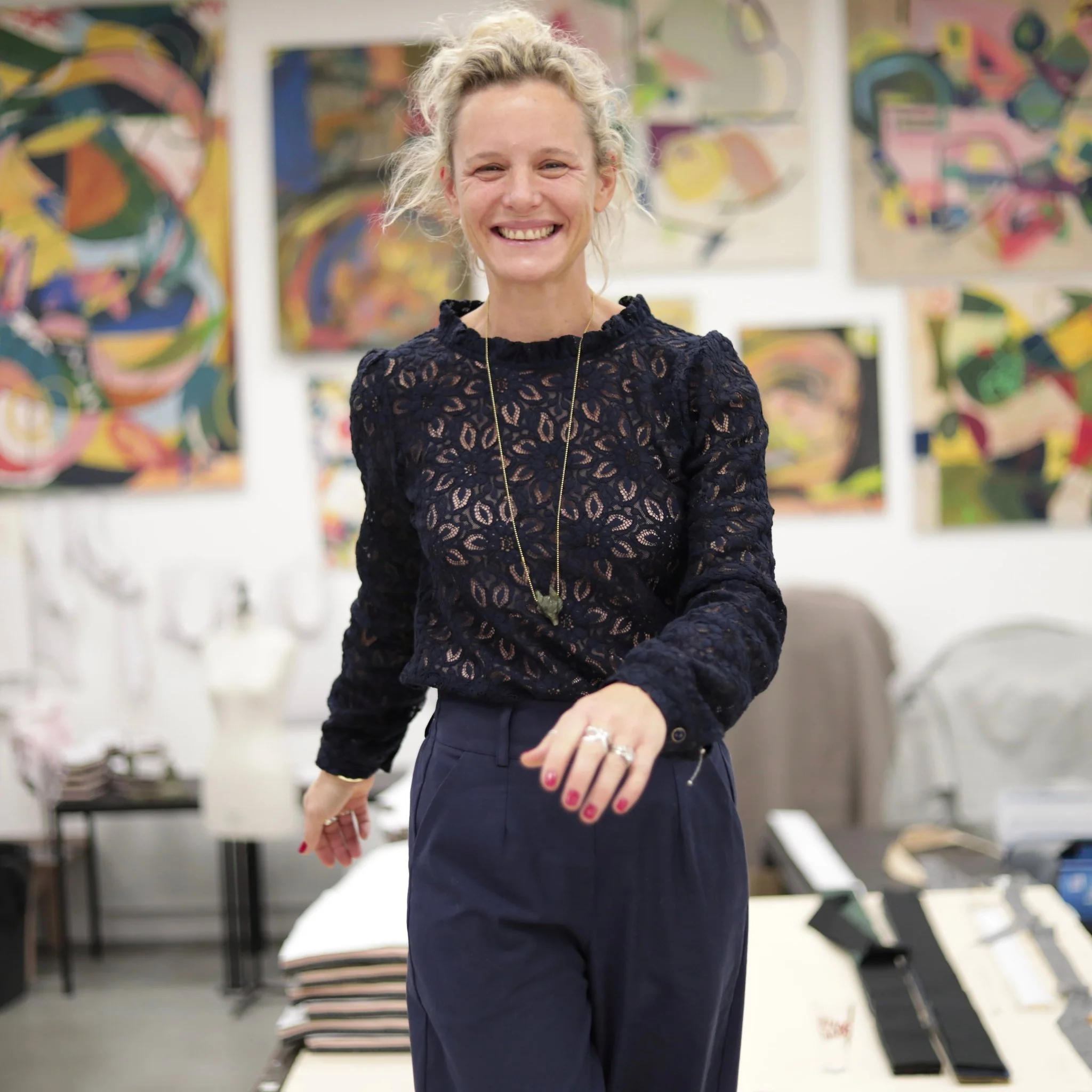 Blouse  Fantine - Dentelle bleu marine - Image 9