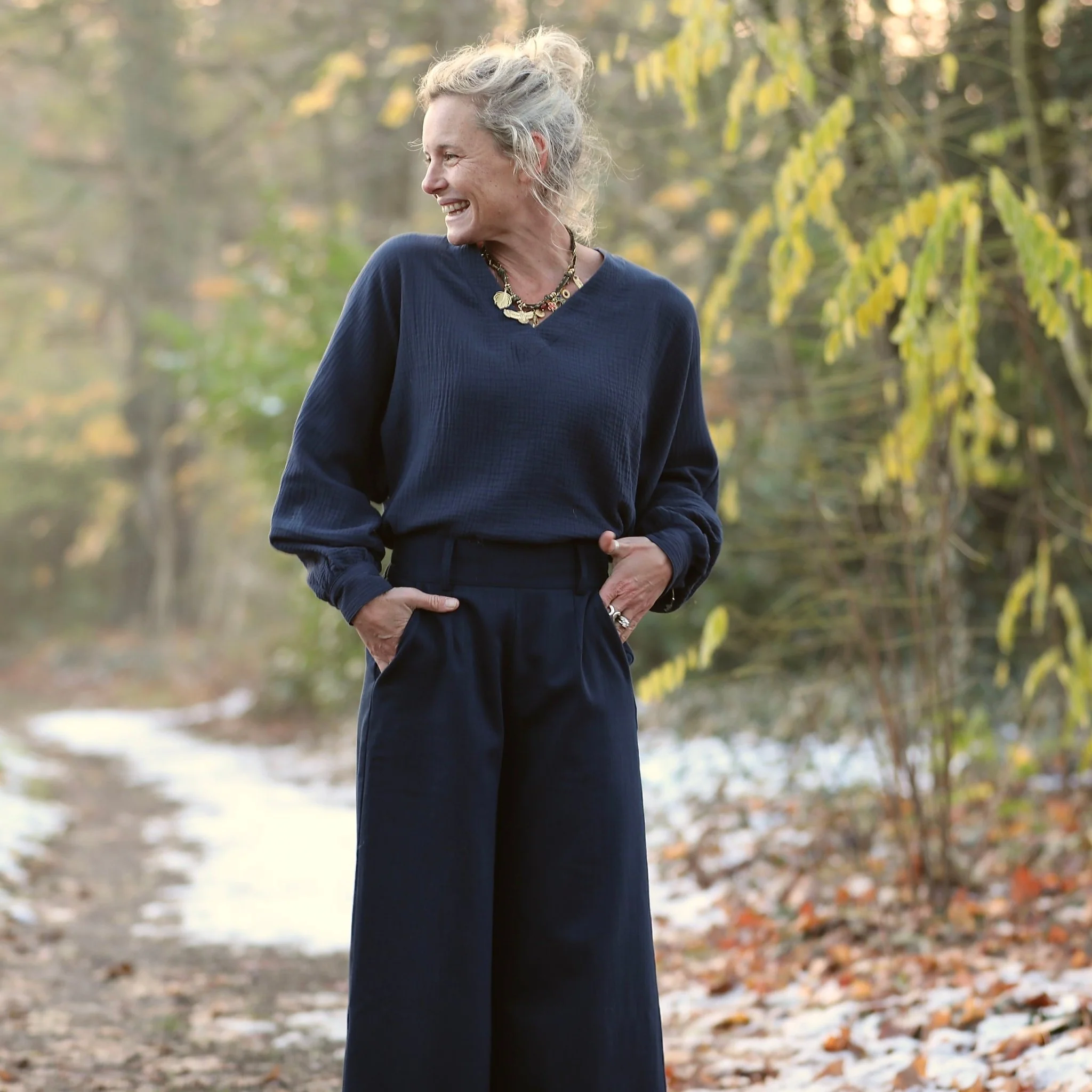 Blouse  Mina – Double gaze de coton marine - Image 3