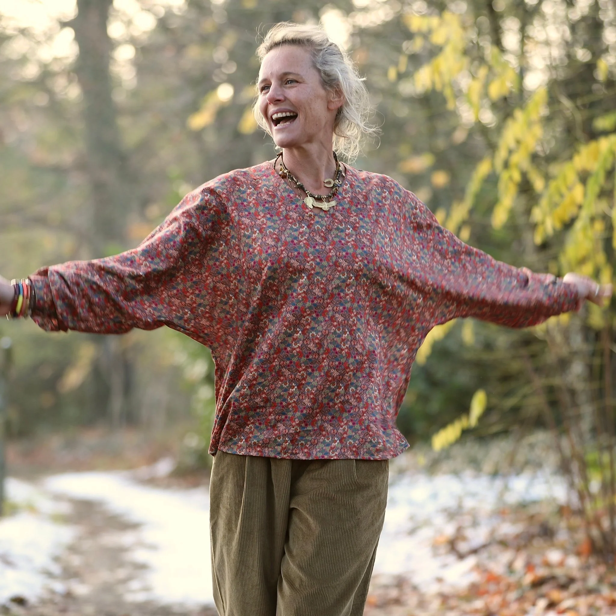 Blouse  Mina – Fleurs de Bohème - Image 3