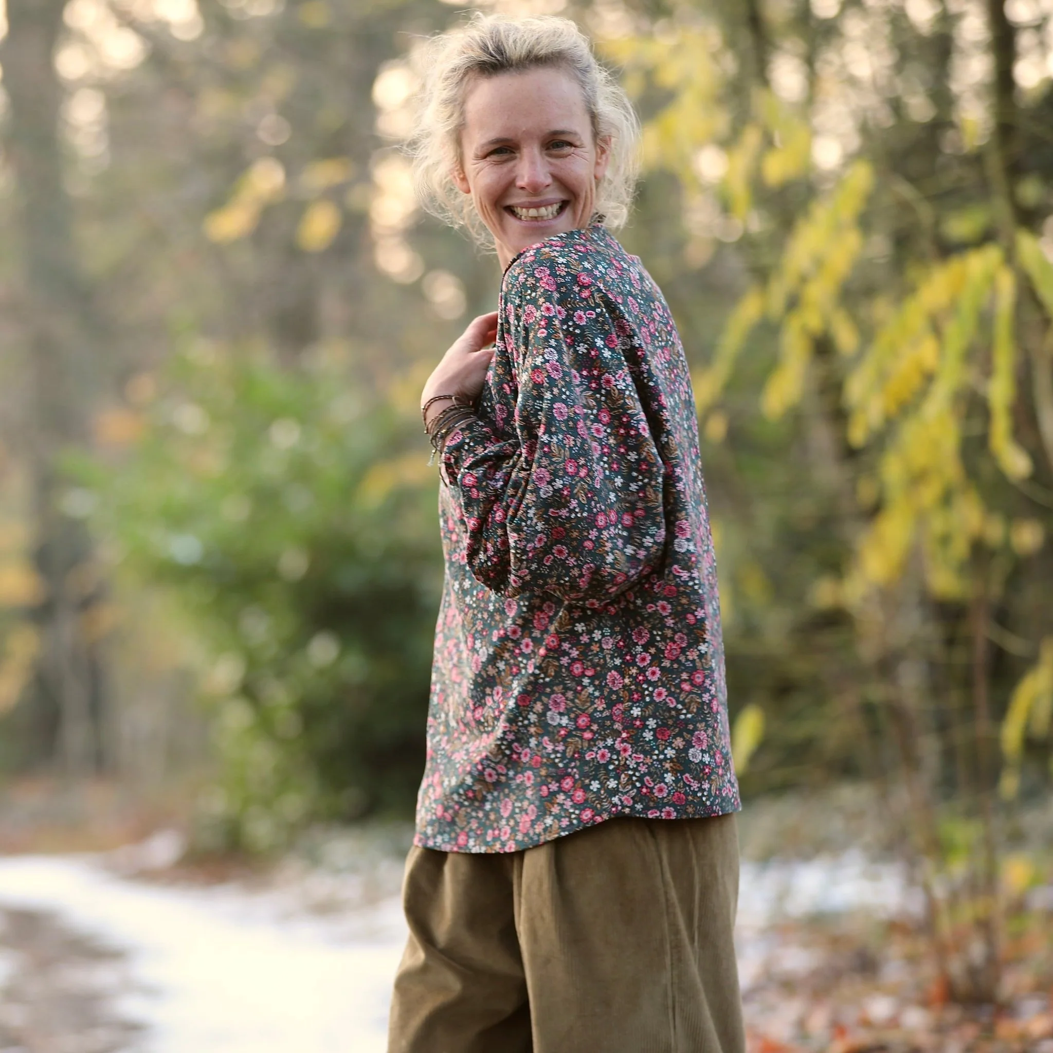 Blouse  Mina – Velours milleraies fleuri champêtre - Image 9