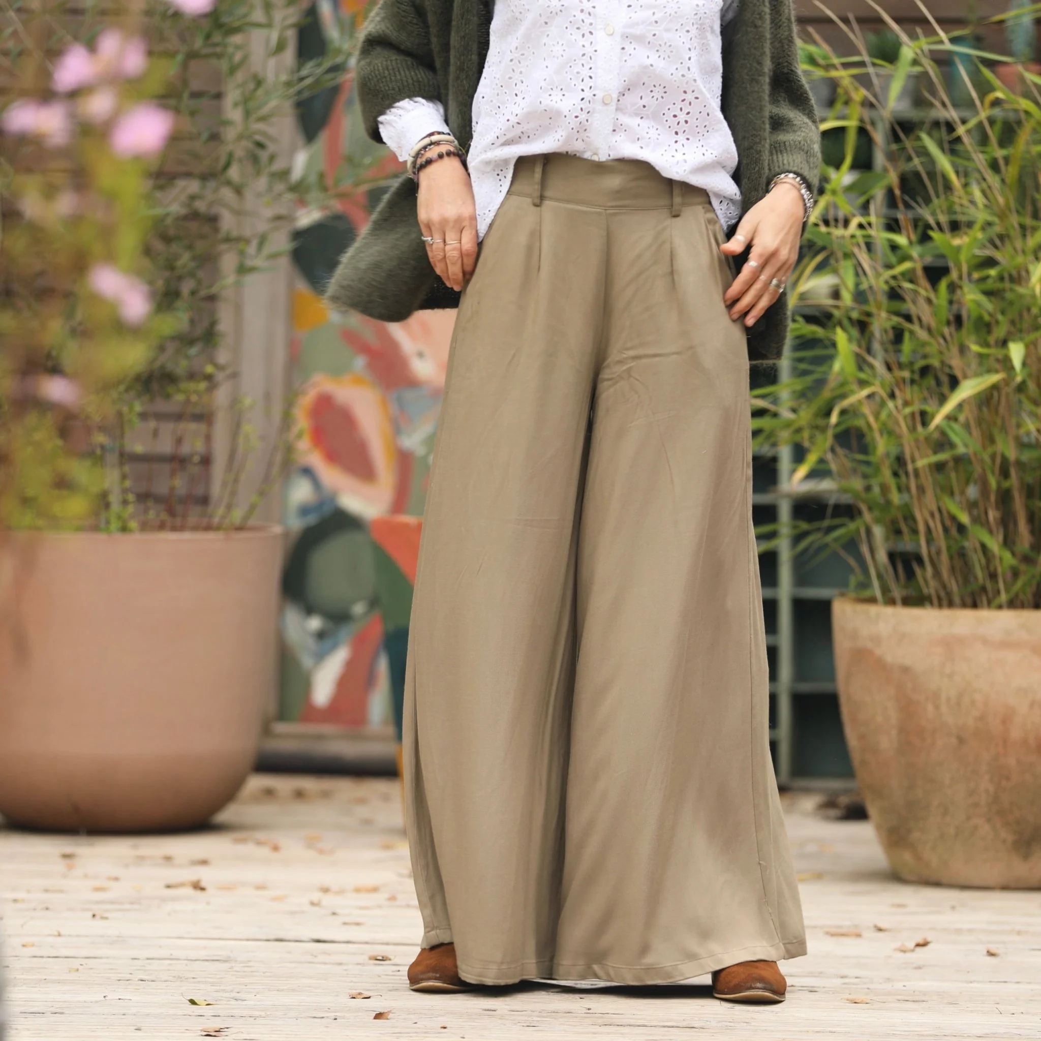 Pantalon César- sergé de viscose sable - Image 4