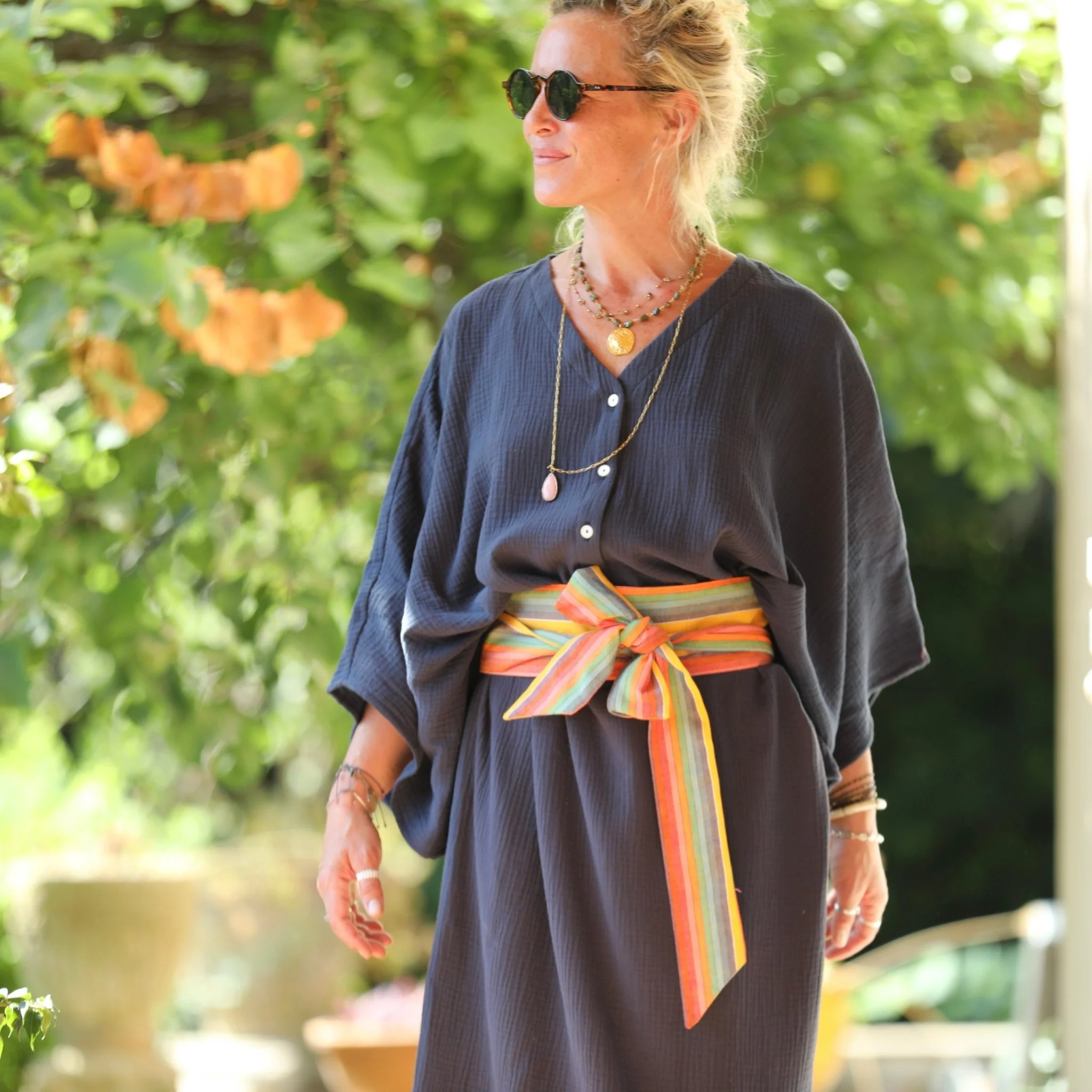 Robe Xiou double gaze de coton bleu marine - Image 4