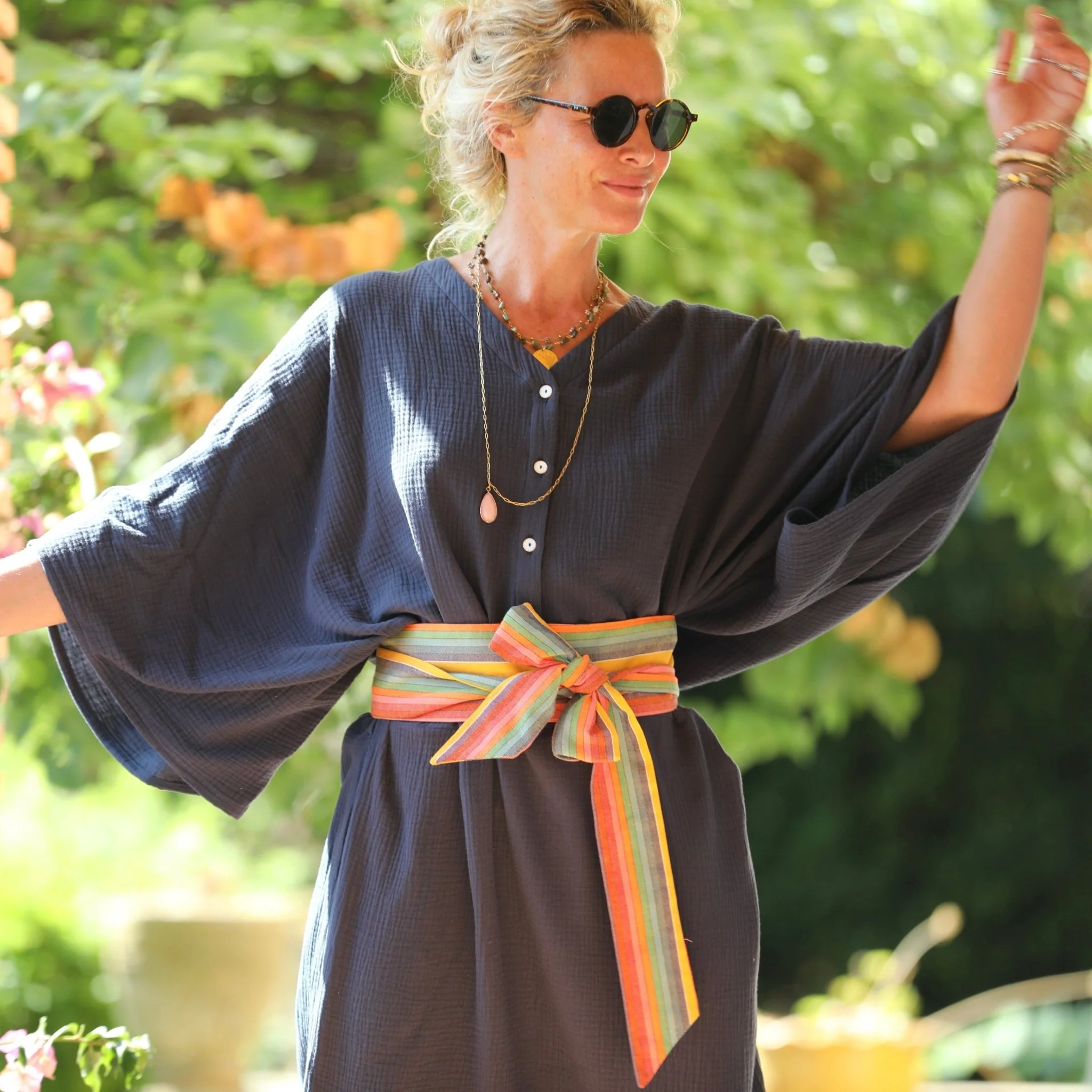 Robe Xiou double gaze de coton bleu marine - Image 5
