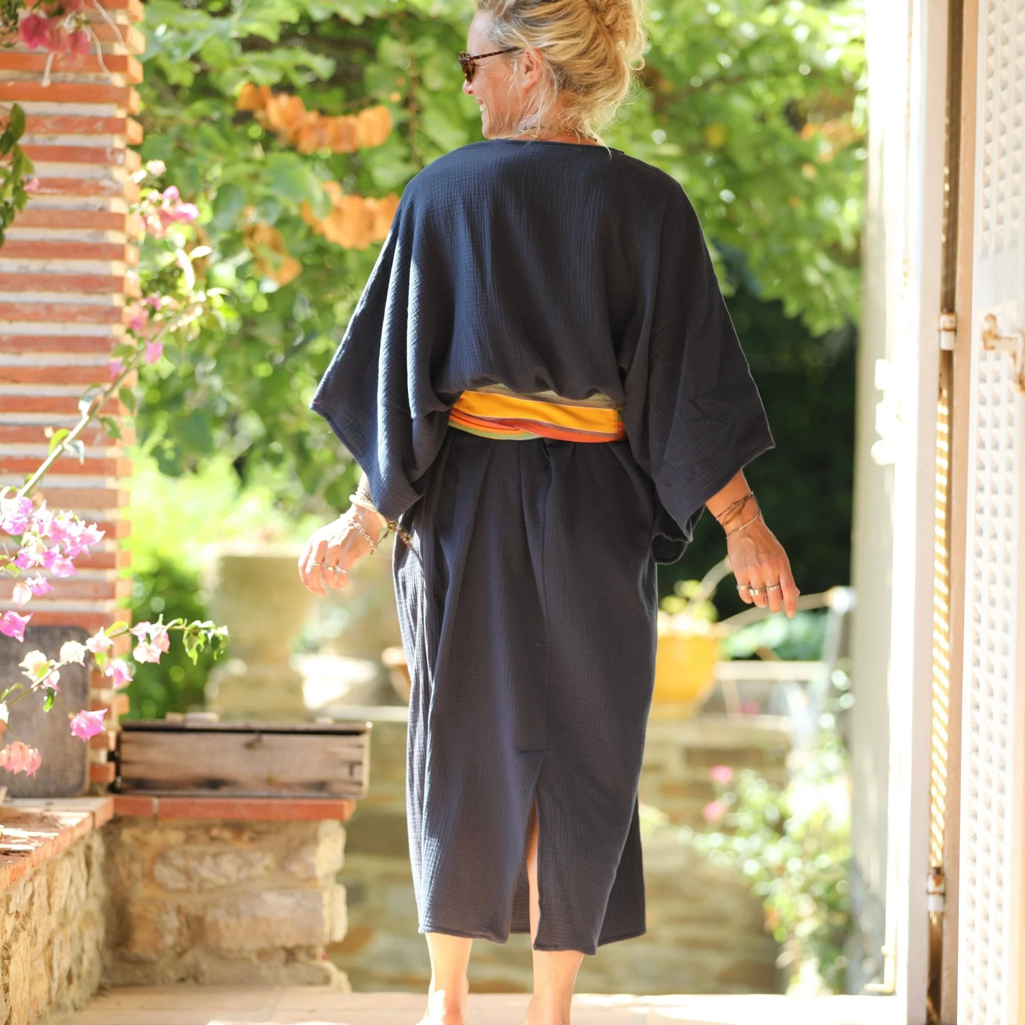 Robe Xiou double gaze de coton bleu marine - Image 7