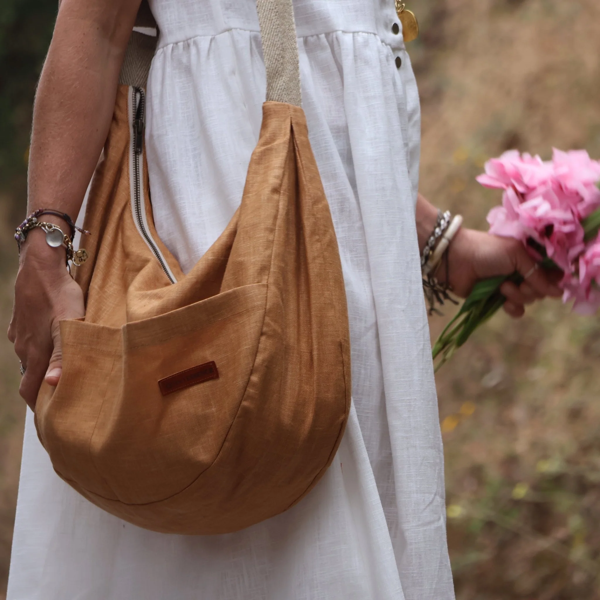 Sac Pia en lin chamois - Image 3